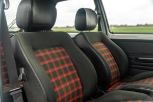 Image 25/40 of Volkswagen Golf I GTI 1.6 (1980)