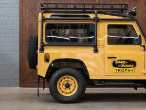 Image 13/47 of Land Rover Defender 90 Works V8 (2013)