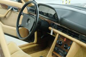 Bild 27/50 von Mercedes-Benz 280 SEL (1983)