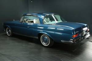Image 5/50 of Mercedes-Benz 280 SE 3,5 (1971)