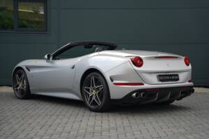 Bild 2/50 von Ferrari California T (2015)