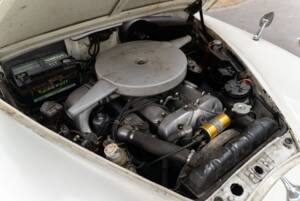 Image 13/15 de Jaguar Mk II 3.4 (1964)