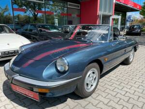 Bild 2/16 von Alfa Romeo 1.6 Spider (1989)