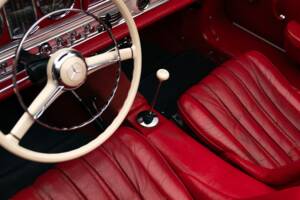 Bild 17/90 von Mercedes-Benz 300 SL Roadster (1963)