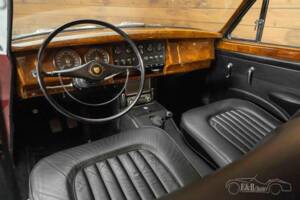 Image 2/19 de Jaguar Mk II 3.8 (1964)