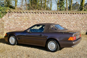 Immagine 37/50 di Mercedes-Benz 300 SL (1993)