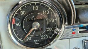 Image 34/62 of Mercedes-Benz 230 SL (1965)