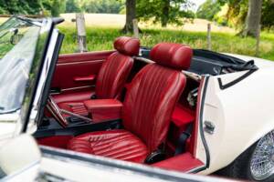 Bild 31/50 von Jaguar E-Type V12 (1971)