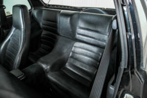 Immagine 34/50 di Porsche 924 S (1986)