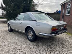 Bild 2/60 von Peugeot 504 V6 Coupe (1975)