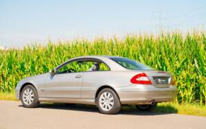 Image 9/49 of Mercedes-Benz CLK 280 (2006)