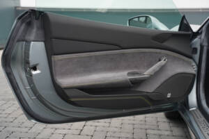 Image 15/50 de Ferrari 488 GTB (2019)