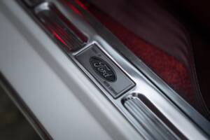 Image 25/53 of Ford Mustang 200 (1966)