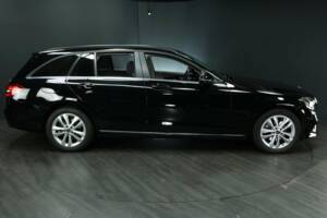 Bild 6/49 von Mercedes-Benz C 220 d 4MATIC (2021)