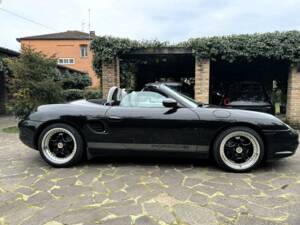 Image 32/34 of Porsche Boxster (2000)