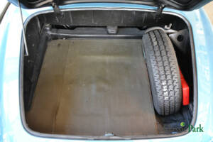 Image 13/50 of Mercedes-Benz 190 SL (1961)