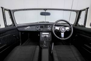 Immagine 4/50 di MG MGB (1976)