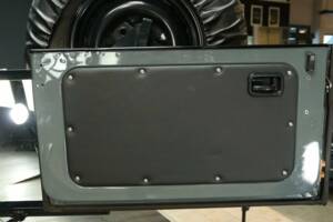 Immagine 38/50 di Mercedes-Benz 230 GE (SWB) (1993)