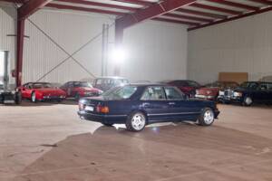 Bild 6/43 von Mercedes-Benz 380 SE (1984)