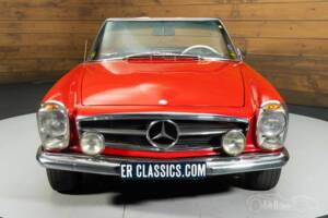 Image 4/8 de Mercedes-Benz 280 SL (1968)