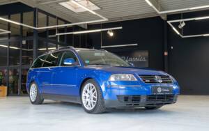Image 15/59 de Volkswagen Passat Variant 4.0 W8 (2004)
