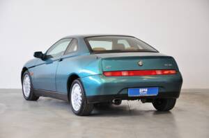Immagine 15/24 di Alfa Romeo GTV 2.0 V6 Turbo (1997)