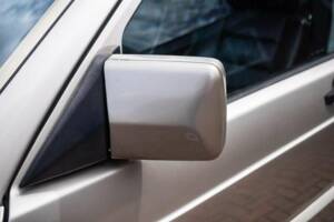 Image 32/50 of Mercedes-Benz 190 E 2.5-16 (1991)