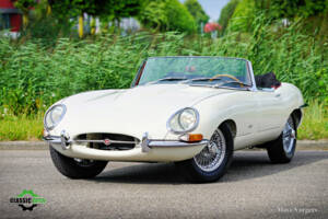 Image 27/65 de Jaguar E-Type 3.8 Flat Floor (1961)