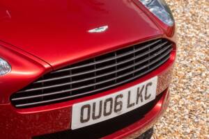 Image 34/50 of Aston Martin DB 9 Volante (2006)