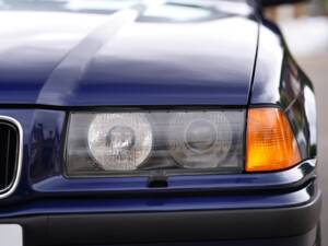 Image 25/50 de BMW 328i (1995)