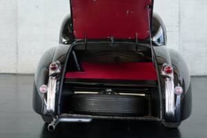 Image 41/48 of Jaguar XK 120 FHC (1954)