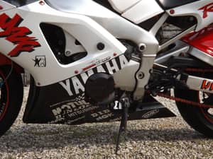 Bild 9/50 von Yamaha YZF 1000 R1 (1998)