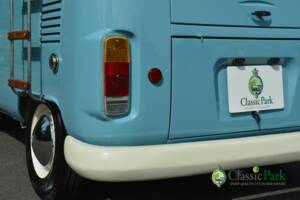 Bild 44/50 von Volkswagen T2b Camper (1976)