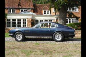 Immagine 11/24 di Aston Martin V8 (1973)