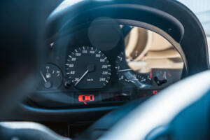 Imagen 22/37 de BMW 325Ci (2002)