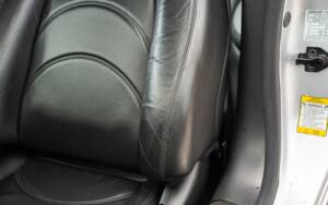 Bild 26/37 von Jaguar XKR (2001)