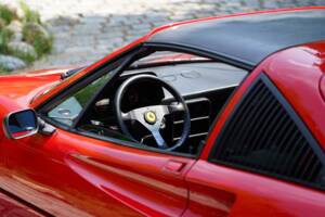 Bild 11/12 von Ferrari 328 GTS (1988)