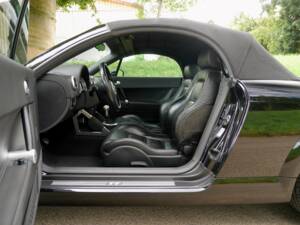 Image 23/35 of Audi TT 3.2 quattro (2004)