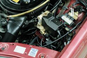 Bild 18/50 von Mercedes-Benz 260 SE (1990)