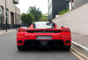 Image 7/29 of Ferrari Enzo Ferrari (2002)