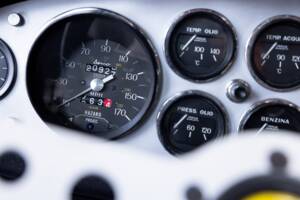 Afbeelding 26/39 van Ferrari Dino 246 GT (1970)