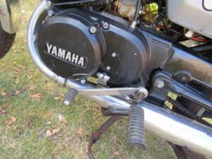 Image 23/36 of Yamaha RD 125 DX (1981)