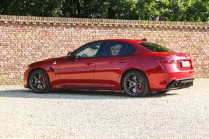 Immagine 46/50 di Alfa Romeo Giulia Quadrifoglio (2017)