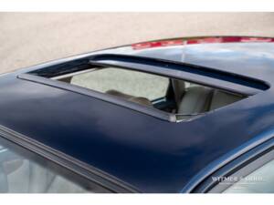 Image 21/31 of Jaguar XJR 4.0 (1999)