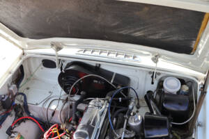 Imagen 25/50 de MG MGB (1972)