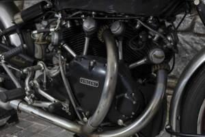 Bild 17/44 von Vincent Black Shadow C (1952)