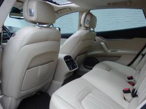 Image 55/90 of Maserati Quattroporte GTS (2013)