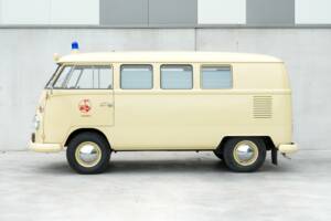 Bild 3/37 von Volkswagen T1 Kastenwagen (1966)