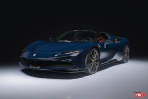 Image 1/5 of Ferrari SF90 Assetto Fiorano (2021)