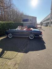 Image 4/4 of Mercedes-Benz 220 S Cabriolet (1955)